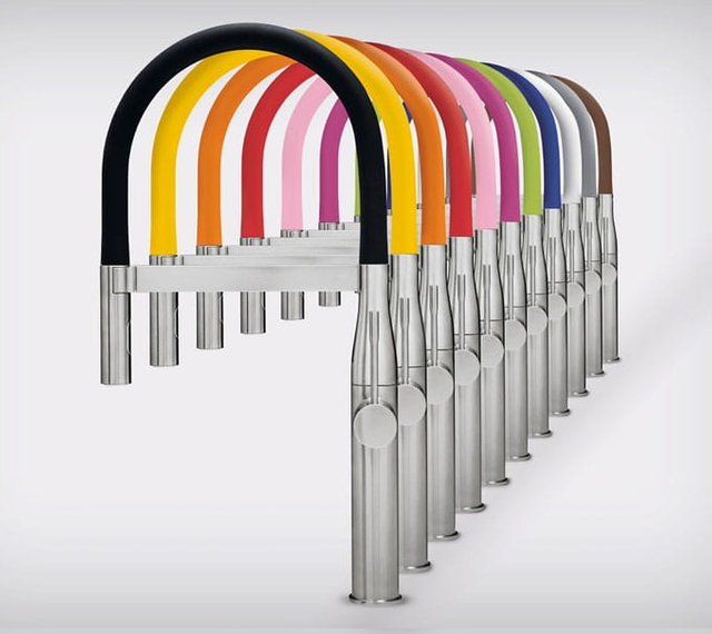 Essence 单把半专业双喷厨房水龙头 