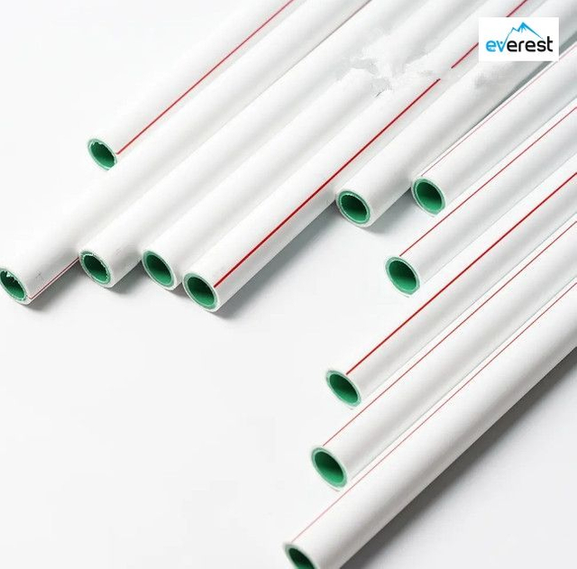 Menred 3 层聚丙烯塑料 PP-R 管道安全且良好的可持续性最长 50 年